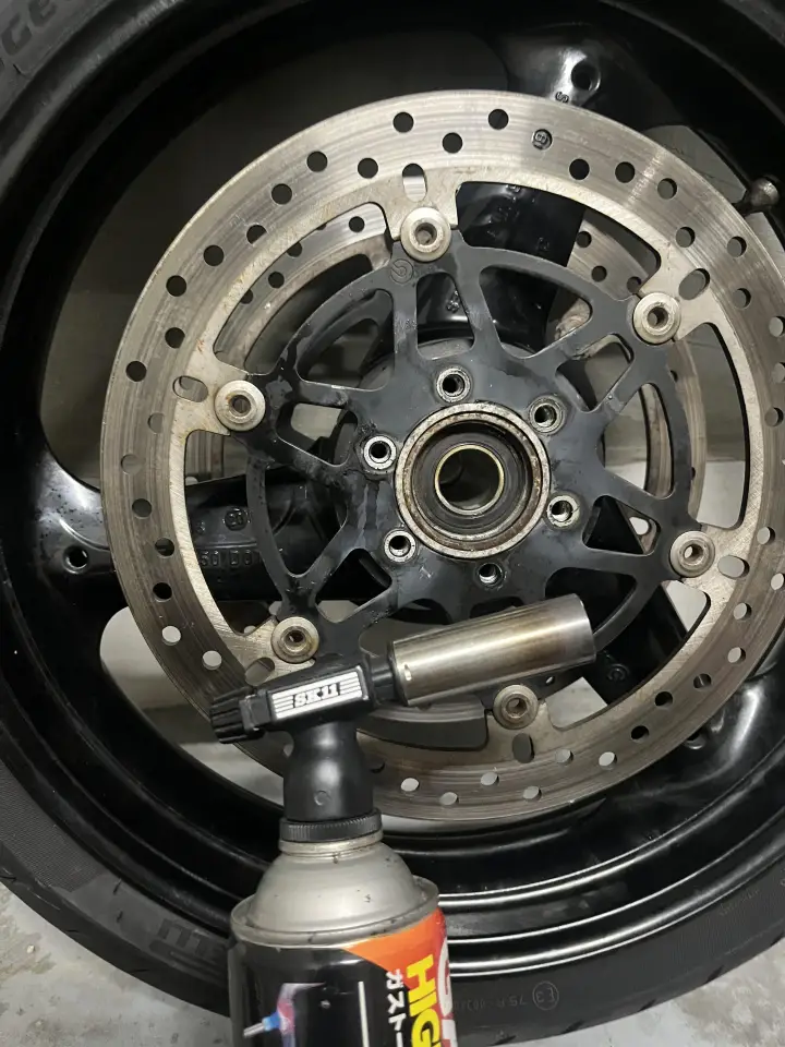 トーチで炙ったディスクローター