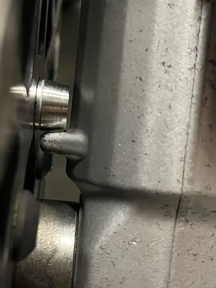 汎用ボルトのクリアランス